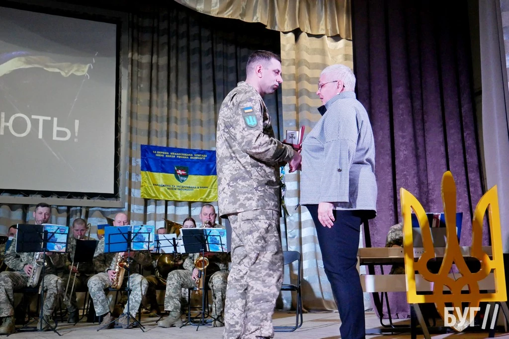 Навіки у строю: родинам полеглих Героїв 14 бригади з Володимирського району вручили посмертні відзнаки 30