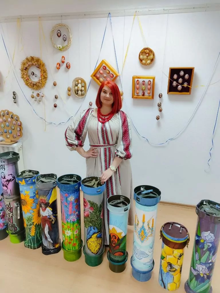 Володимирські художники розмалювали тубуси для благодійного аукціону 6