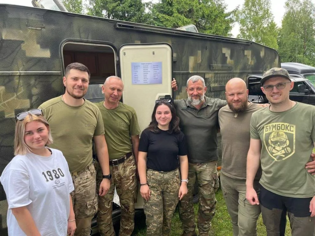 Медики 100 бригади лікуватимуть зуби військовим 6