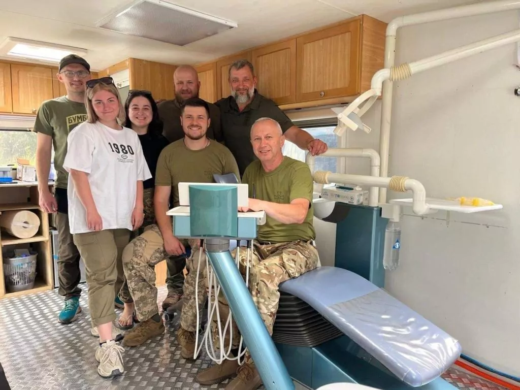 Медики 100 бригади лікуватимуть зуби військовим 4