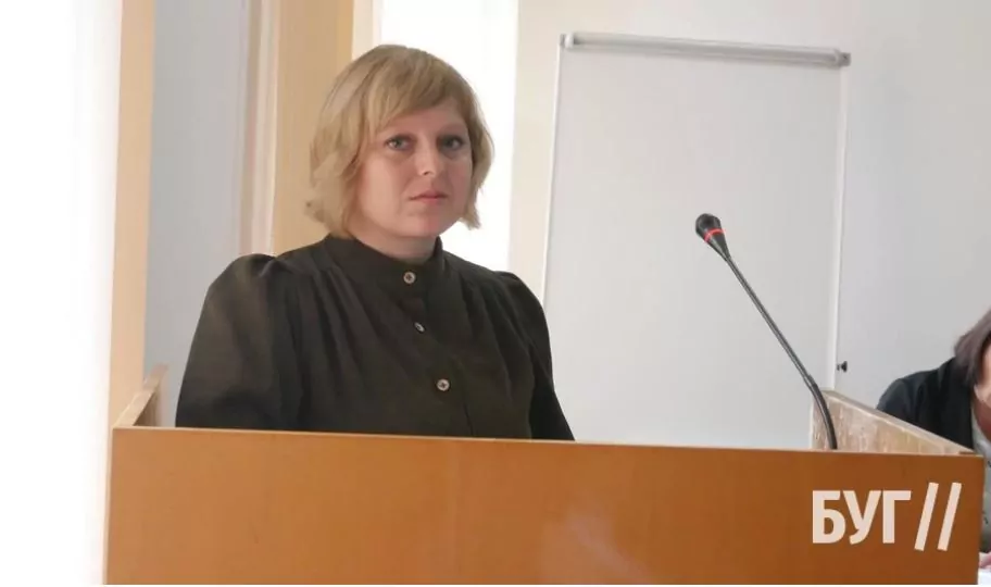 Попри фінансову «діру» в місцевому бюджеті, посадовці Іваничівської селищної ради отримують «за вірну службу» премії і надбавки 13