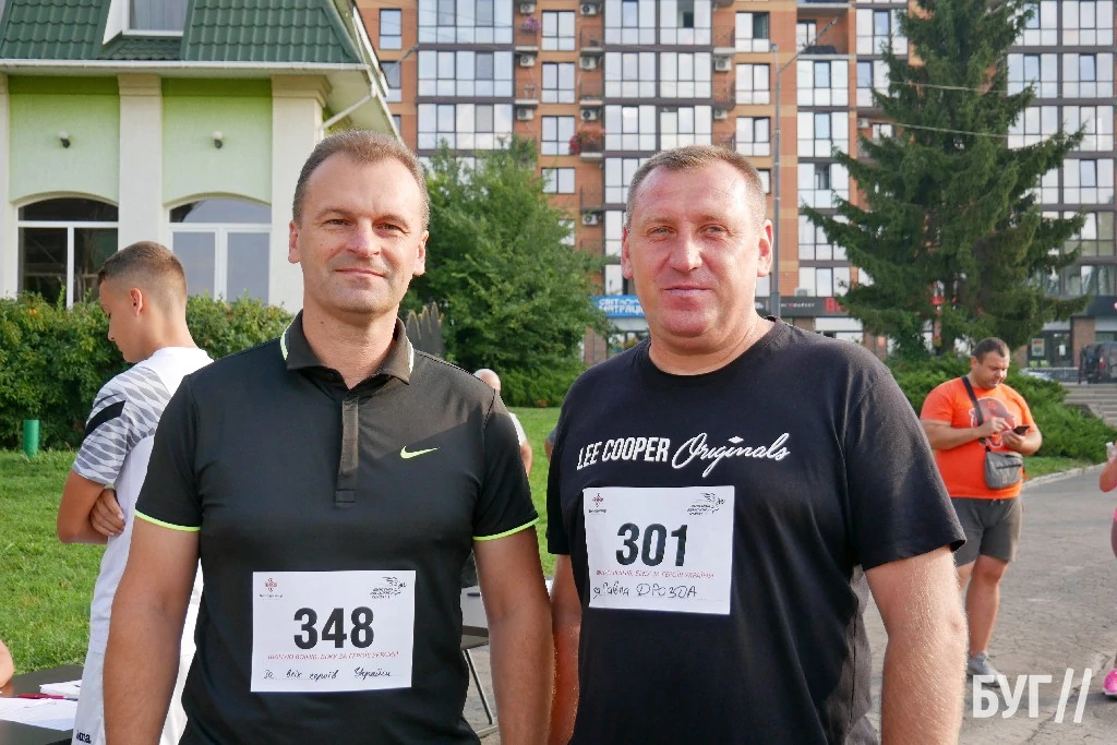 «Шаную воїнів, біжу за Героїв України»: у Володимирі пройшов патріотичний забіг 12