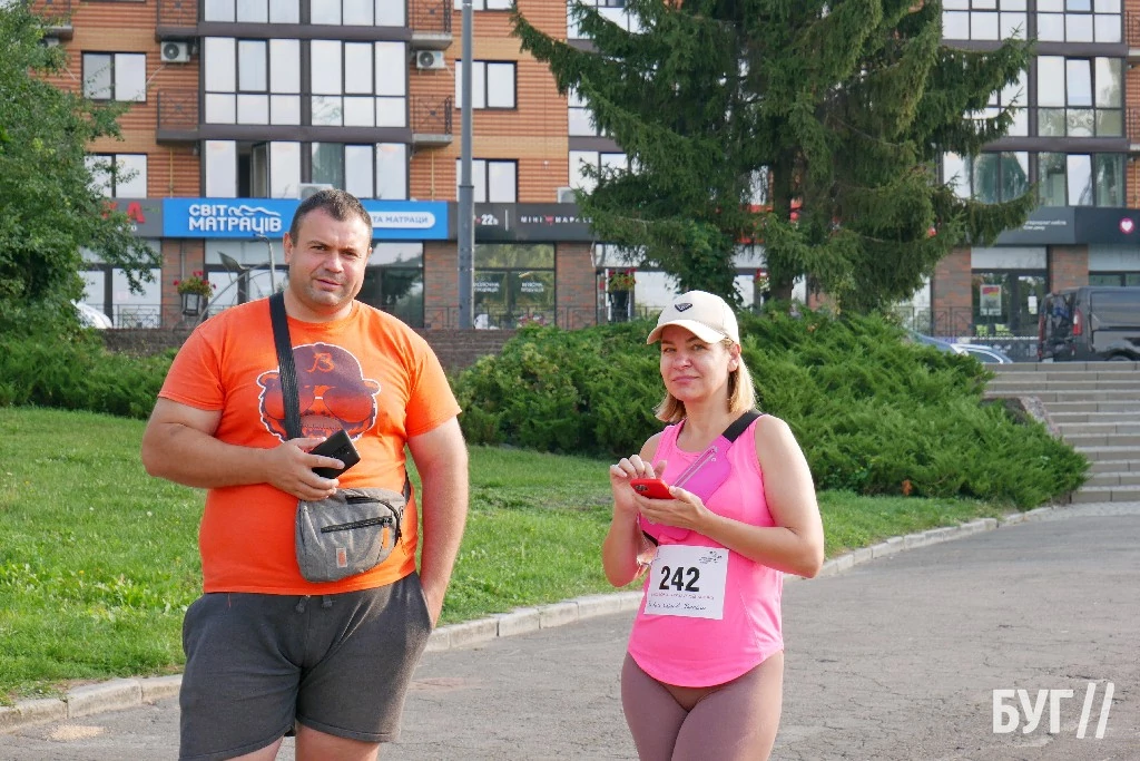«Шаную воїнів, біжу за Героїв України»: у Володимирі пройшов патріотичний забіг 13