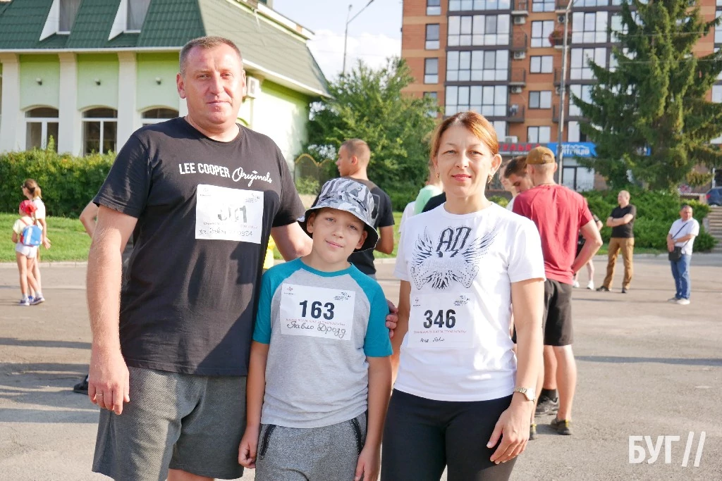 «Шаную воїнів, біжу за Героїв України»: у Володимирі пройшов патріотичний забіг 15