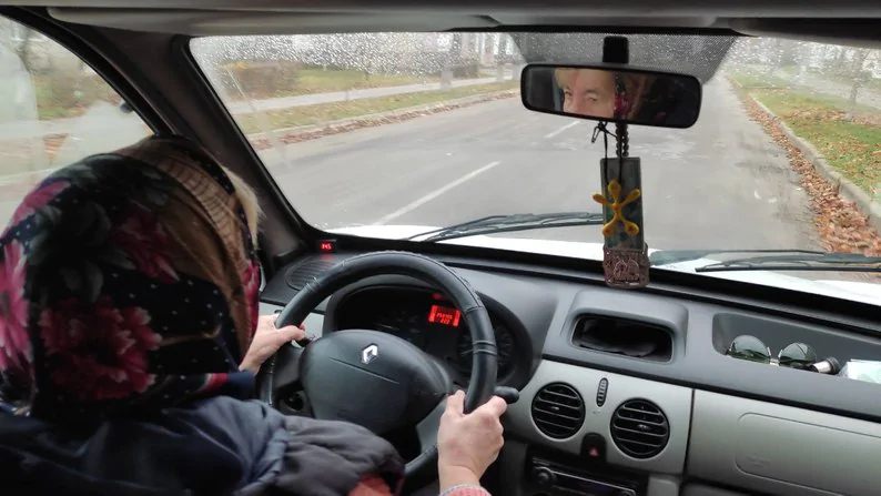 «Син купив машину. Його забрали на війну»: волинянка у 67 років отримала посвідчення водія 2