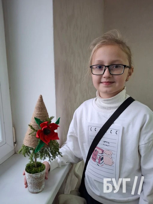 Оригінальні новорічні ялинки та подарункові коробки: в Іваничах два дні працювала майстерня Святого Миколая 3