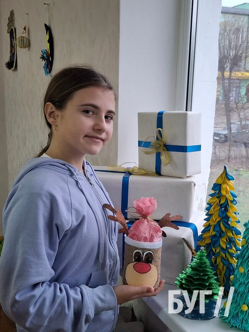 Оригінальні новорічні ялинки та подарункові коробки: в Іваничах два дні працювала майстерня Святого Миколая 29