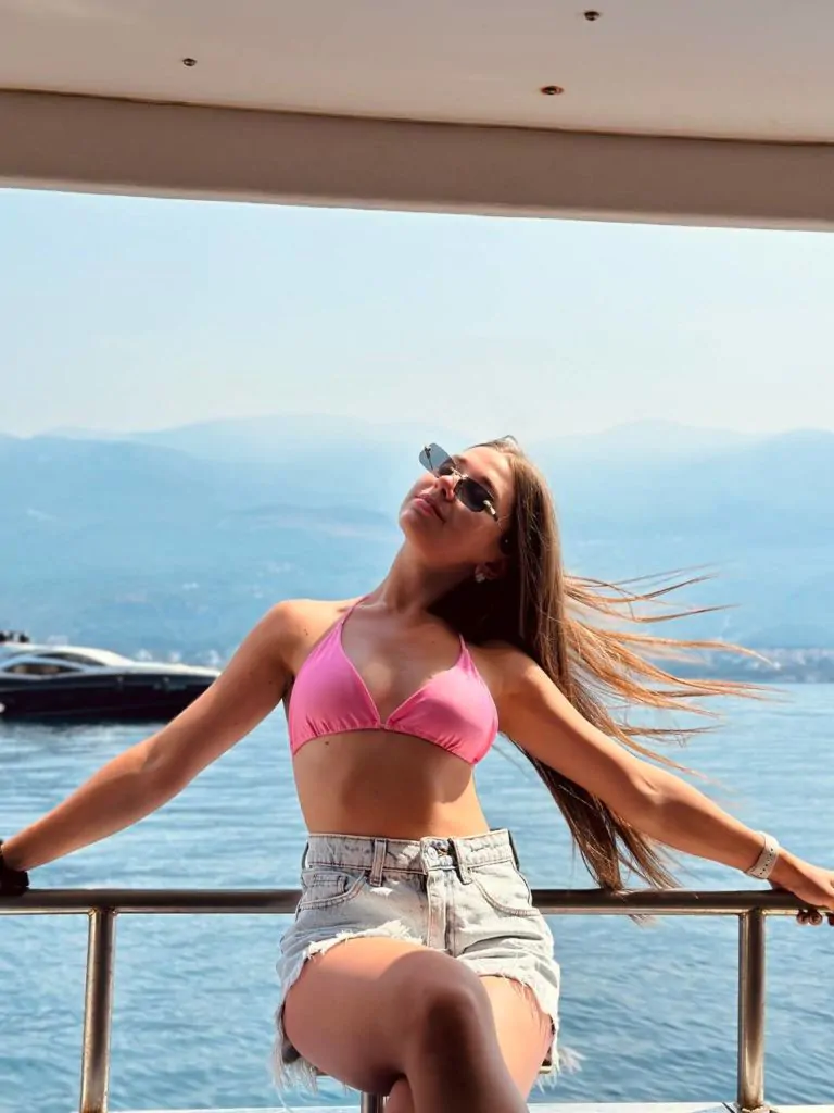 Красуня БУГу: студентка педколеджу та фітнес-тренерка з Володимира Анна Мешканюк 15