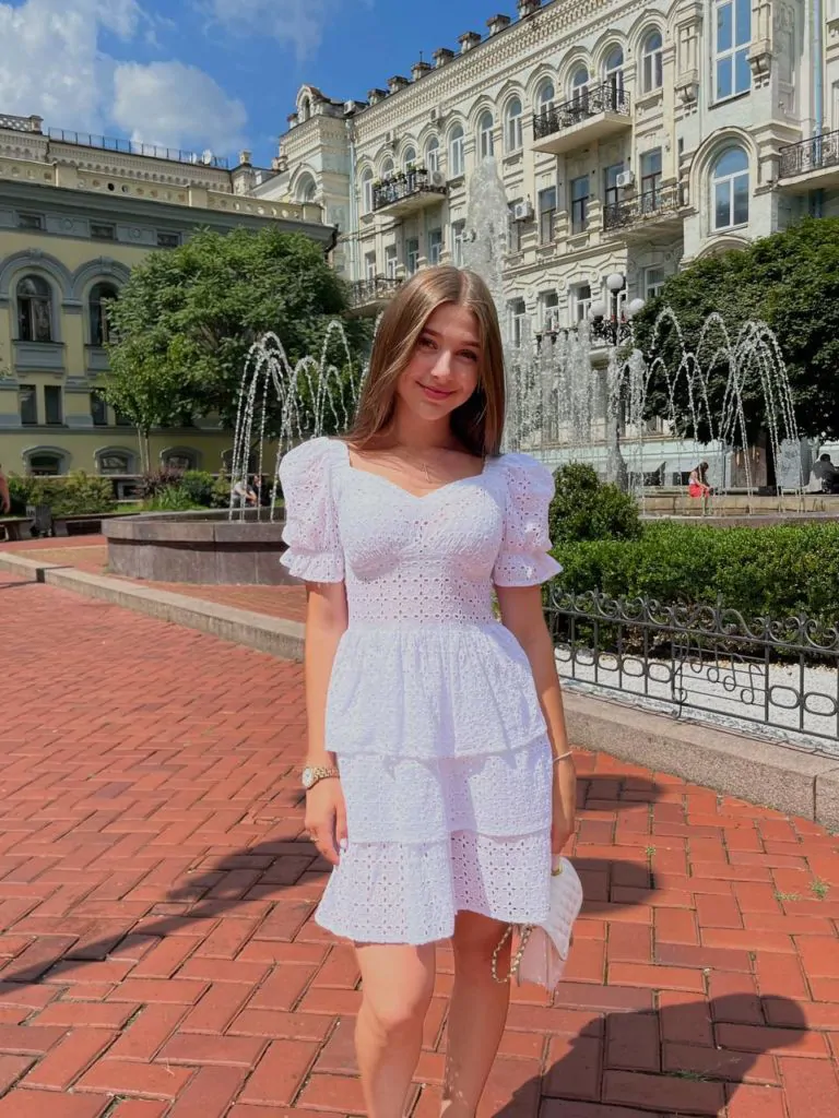 Красуня БУГу: студентка педколеджу та фітнес-тренерка з Володимира Анна Мешканюк 17