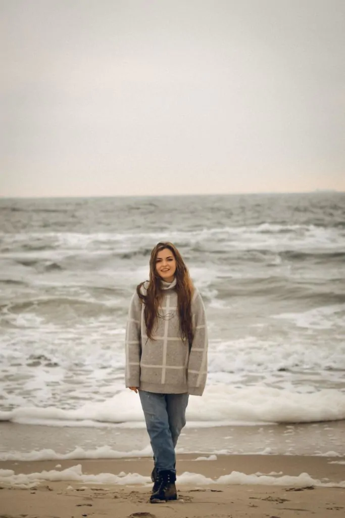 Красуня БУГу: художниця з Нововолинська Ольга Русинчук 6