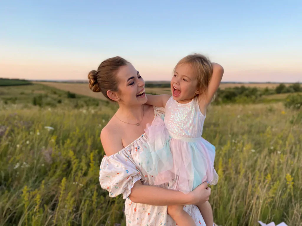 Красуня БУГу: художниця з Нововолинська Ольга Русинчук 10