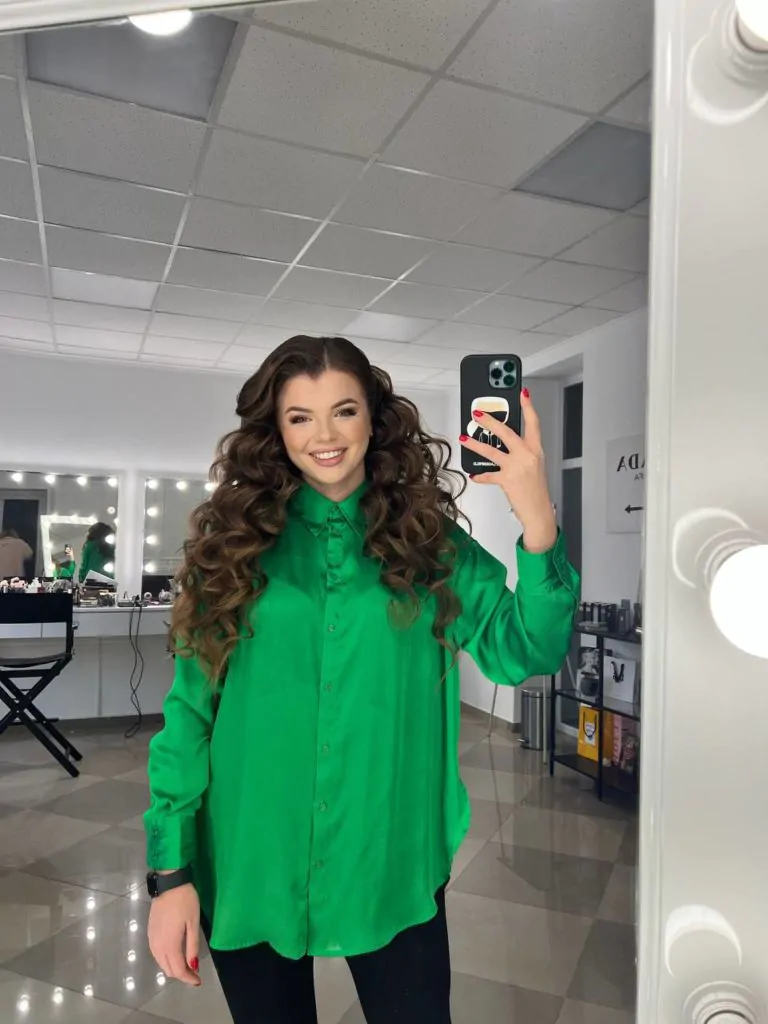 Красуня БУГу: кар'єристка Олена Брик родом з Володимирського району 21