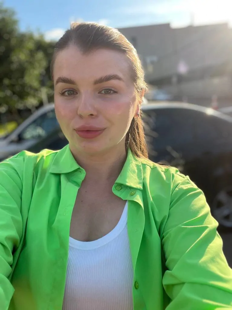 Красуня БУГу: кар'єристка Олена Брик родом з Володимирського району 4