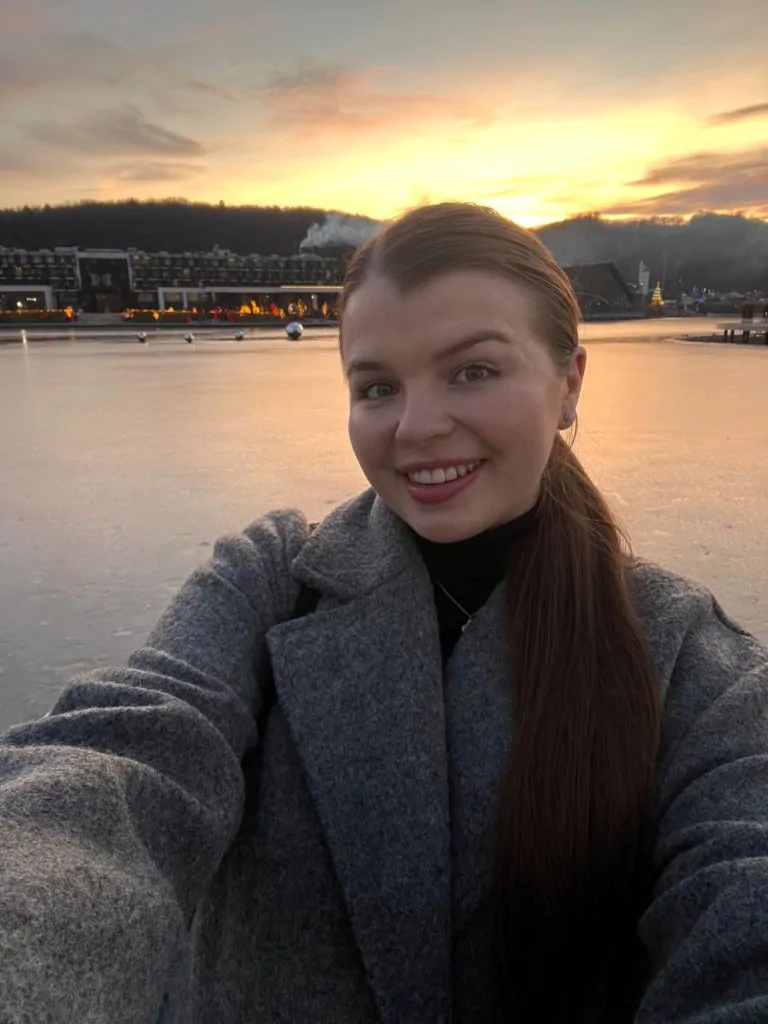 Красуня БУГу: кар'єристка Олена Брик родом з Володимирського району 19