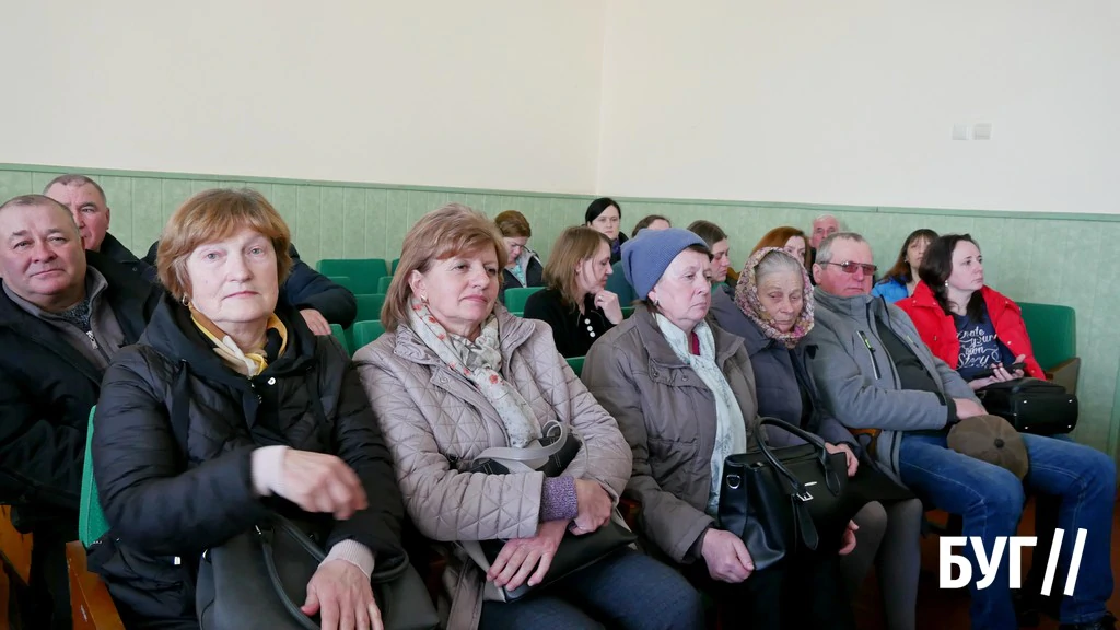 Начальник Волинської ОВА відвідав Зимнівську громаду: які проблеми озвучували мешканці 12