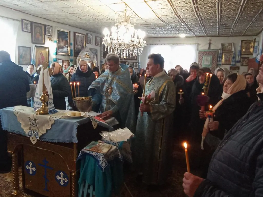 В комунальному приміщенні Благодатного під прикриттям недільної школи облаштували церкву УПЦ мп 4