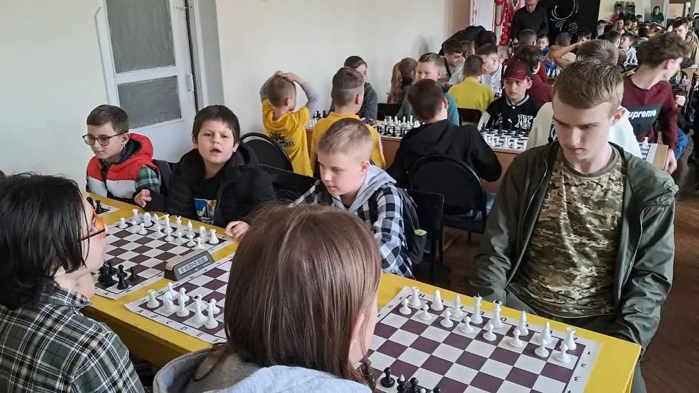 Юні шахісти з Нововолинська отримали нагороди на турнірі 3