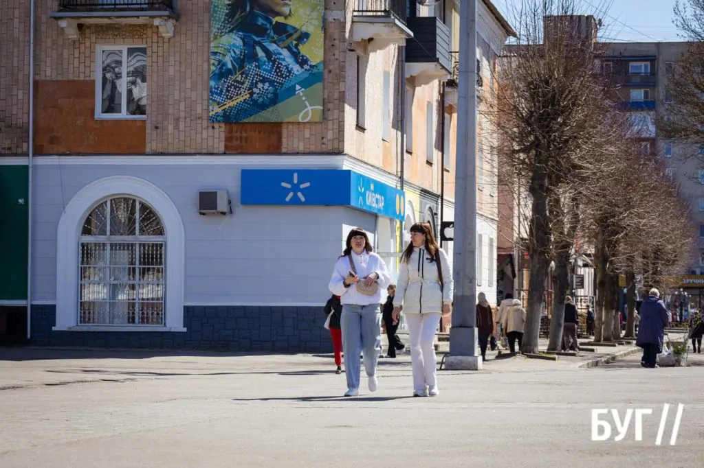 Місто буденне: квітневий Нововолинськ у сонячну пору 18