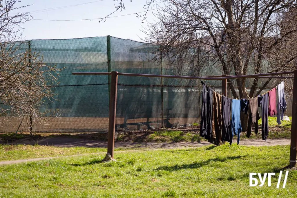 Місто буденне: квітневий Нововолинськ у сонячну пору 14