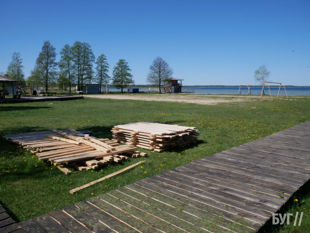 Місто буденне: вітер, велосипеди і качки - як живе Шацький край без туристів 1