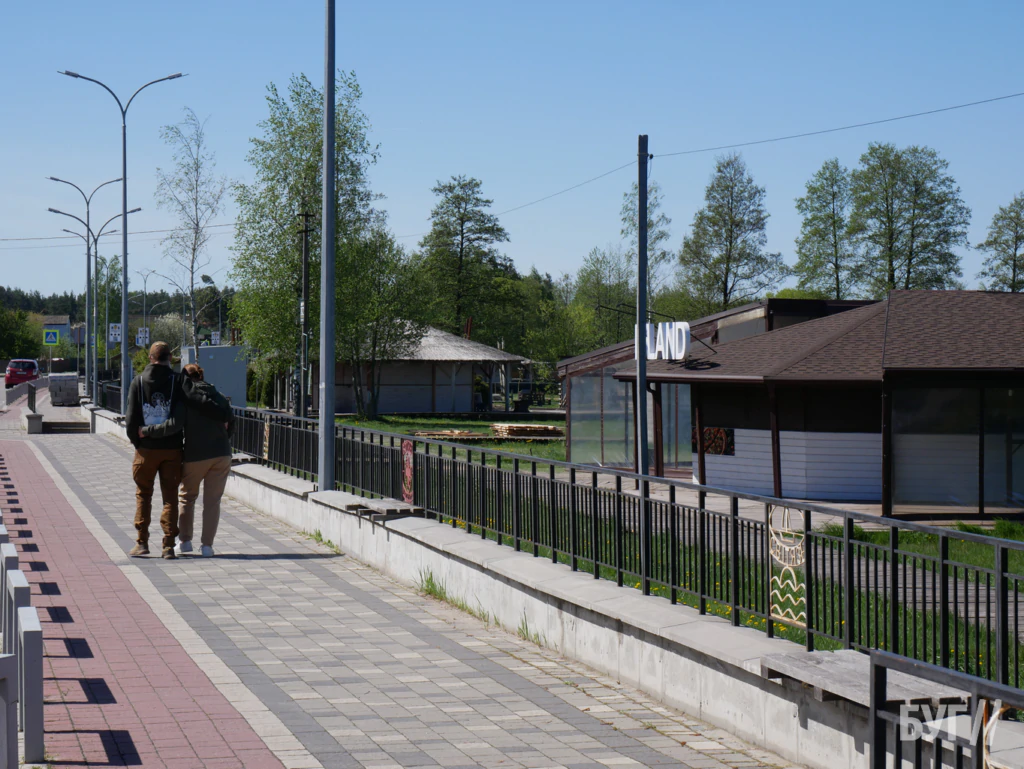 Місто буденне: вітер, велосипеди і качки - як живе Шацький край без туристів 7