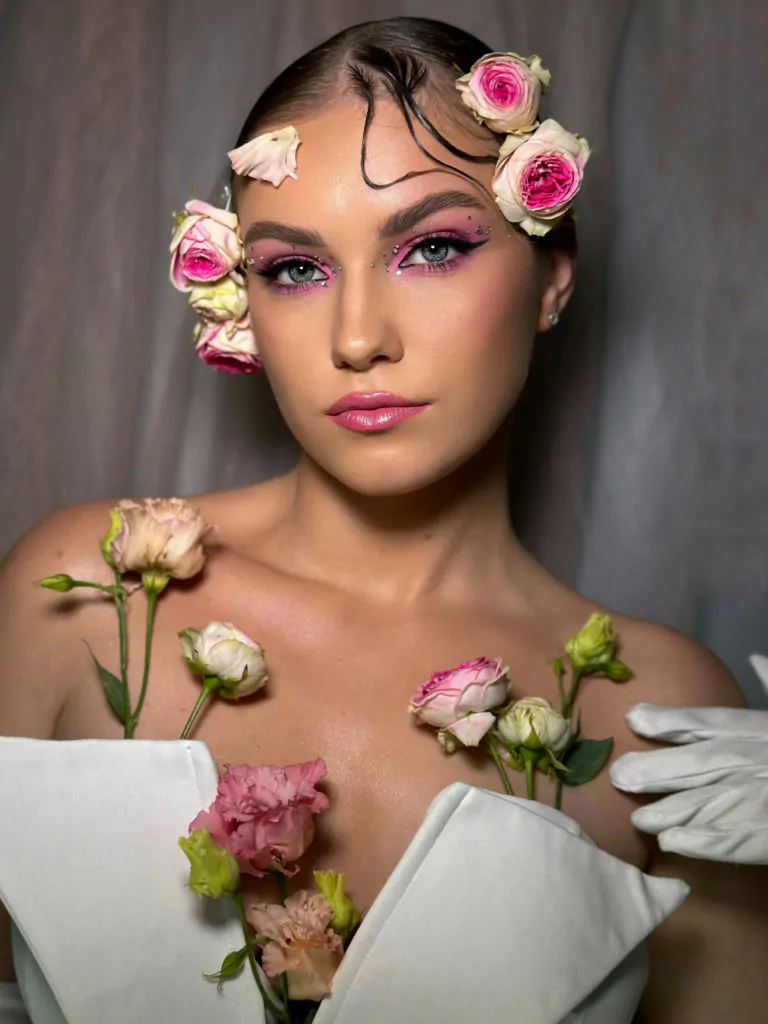 Красуня БУГу: візажистка, бровістка та майстриня зачісок Дарія Грицевич із Володимира 27