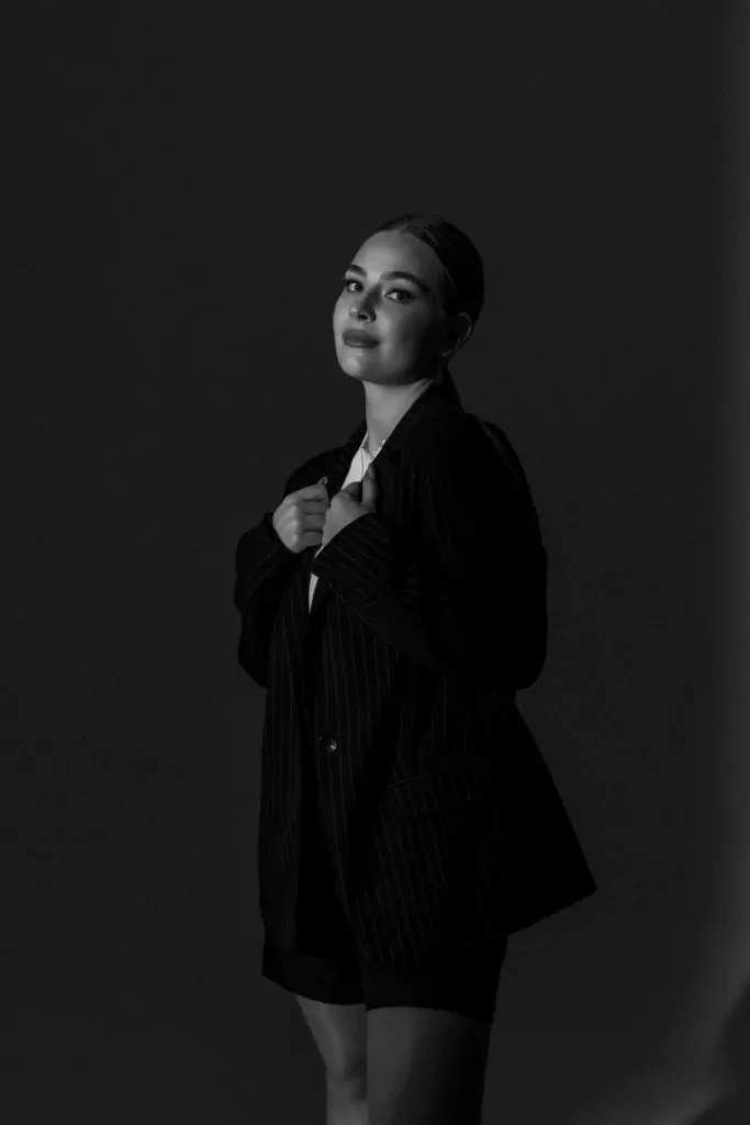 Красуня БУГу: візажистка, бровістка та майстриня зачісок Дарія Грицевич із Володимира 6