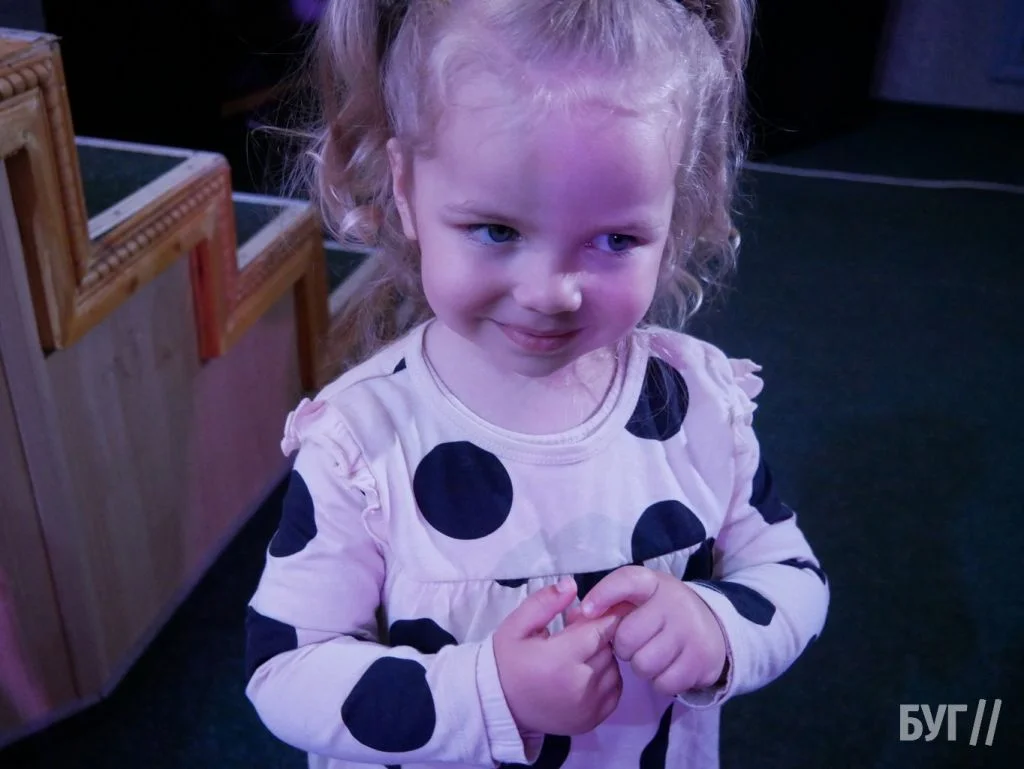 Фото дня: дівчинка, оченята якої говорять без слів 2