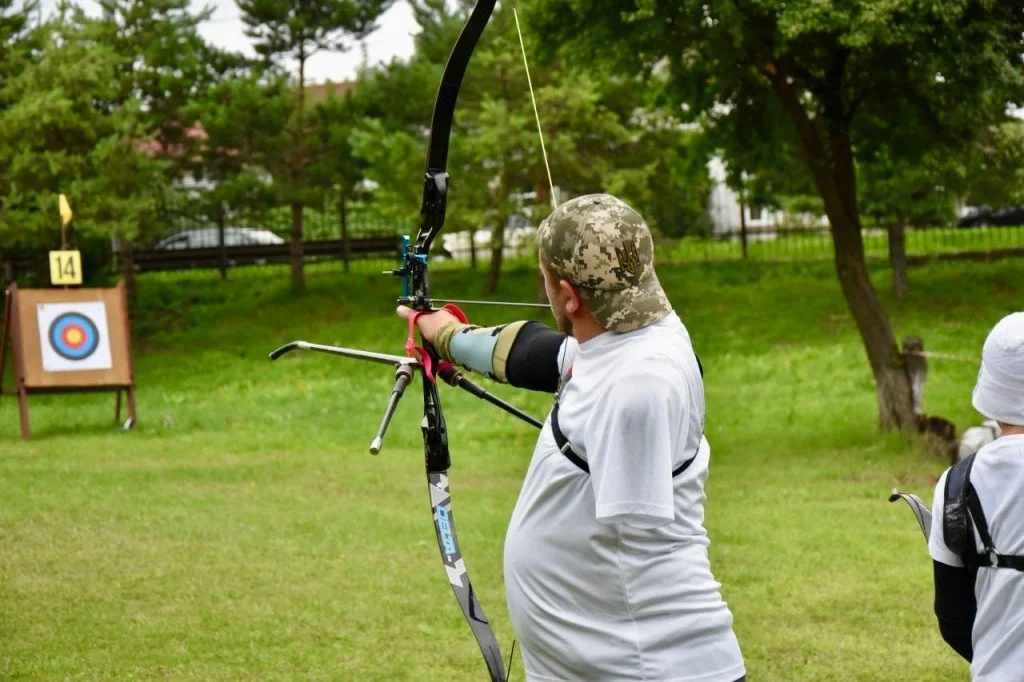 Ветеран з Нововолинська Сергій Дудік взяв участь на чемпіонаті Волині зі стрільби з лука 4