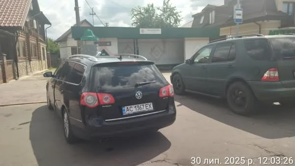 Паркування з порушеннями: муніципальна варта інформує про ситуацію у Володимирі 11