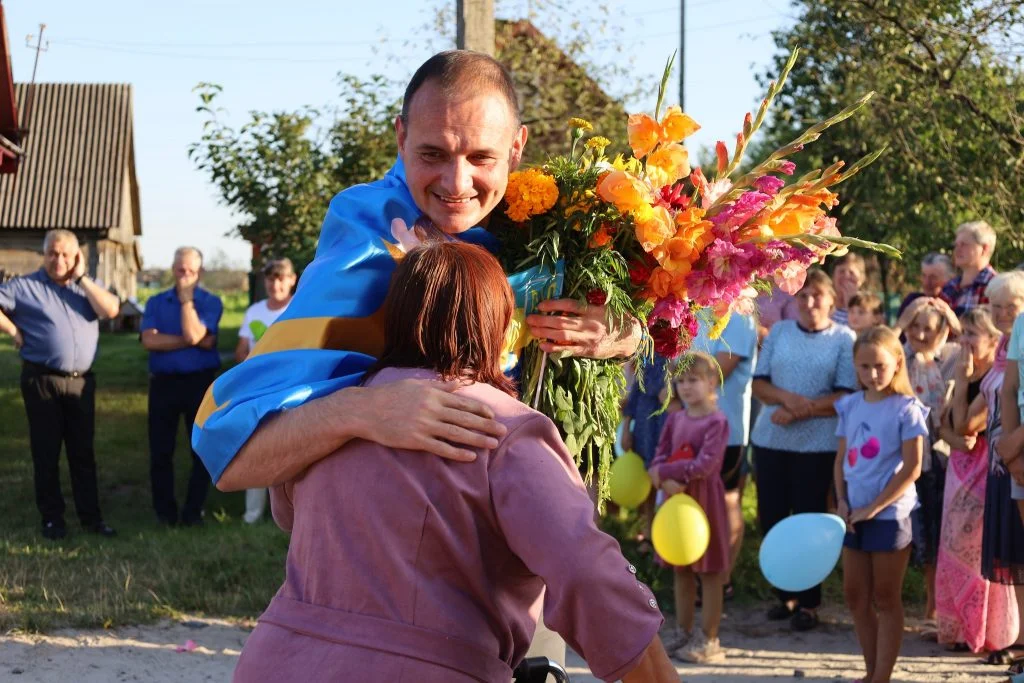 На Ковельщині зустріли звільненого з російського полону Захисника Сергія Тимошука 2