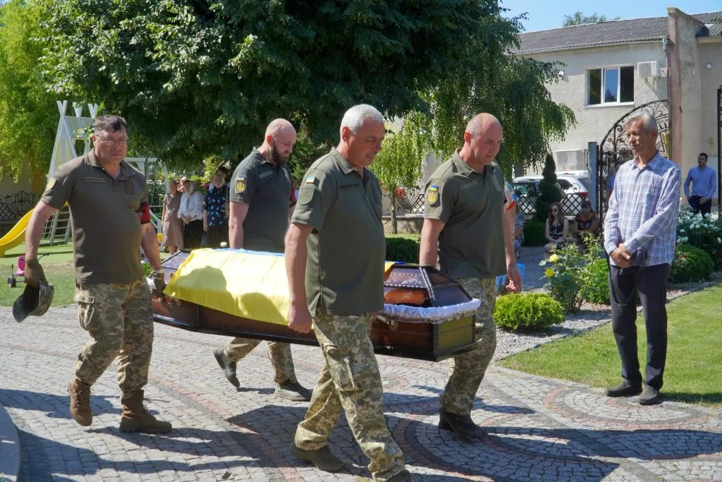 У Володимирі попрощалися із загиблим Героєм Павлом Кущаком 8