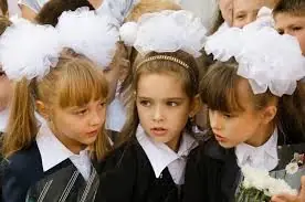 Шкільна мода 25 років тому: ТОП-5 речей без яких не було 1 вересня 3