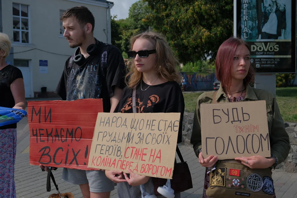 «Не мовчи»: у Володимирі відбулась мирна акція на підтримку військовополонених та зниклих безвісти 3