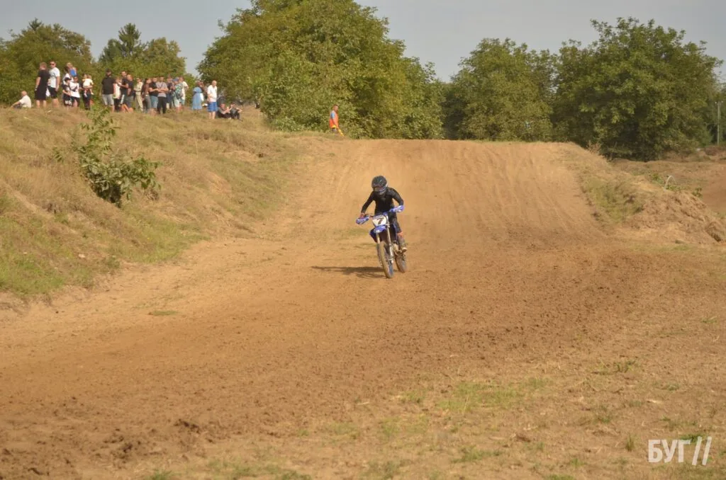 Нововолинськ прийняв II етап Чемпіонату України з мотокросу 9