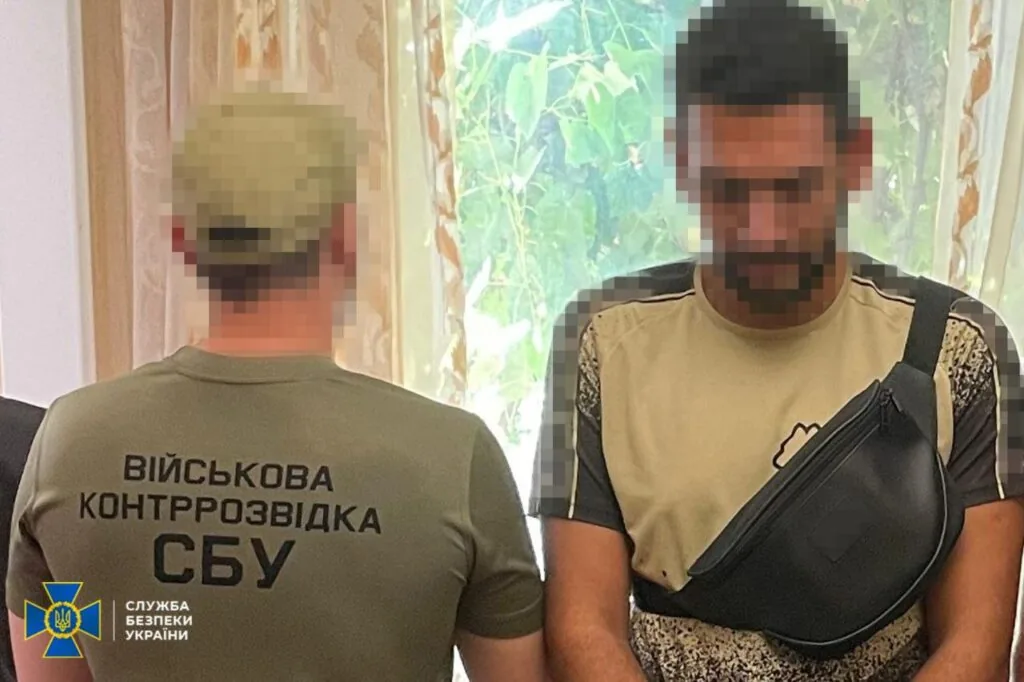 На Волині провідник потяга зі своїм спільником перевозив за кордон призовників у пасажирських вагонах, - СБУ 7