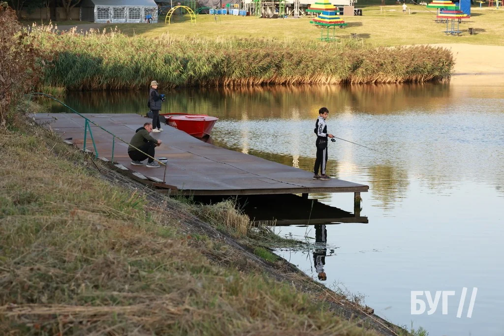 Рибальський азарт і юшка на вогні: у Нововолинську відбулись змагання з риболовлі до 75-річчя міста 5