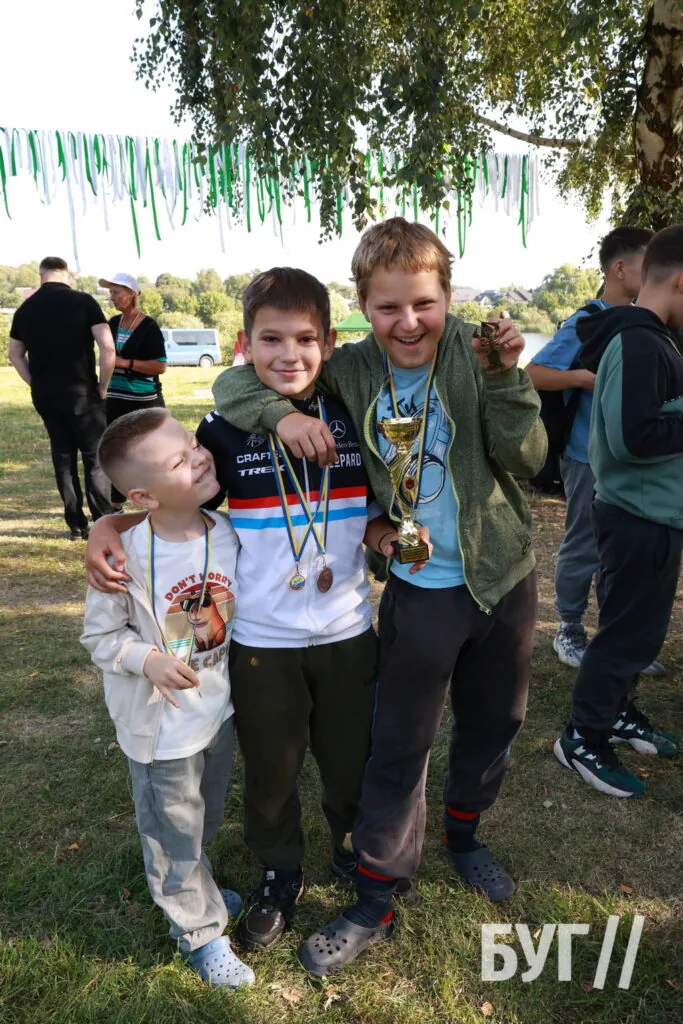 Рибальський азарт і юшка на вогні: у Нововолинську відбулись змагання з риболовлі до 75-річчя міста 19