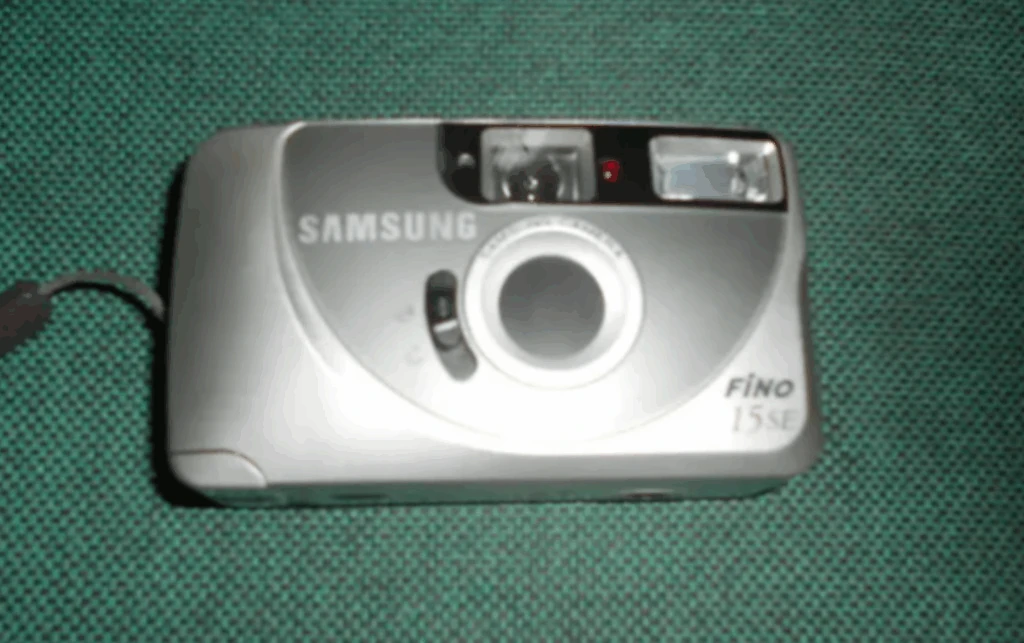 Шкільна мода 25 років тому: ТОП-5 речей без яких не було 1 вересня 1