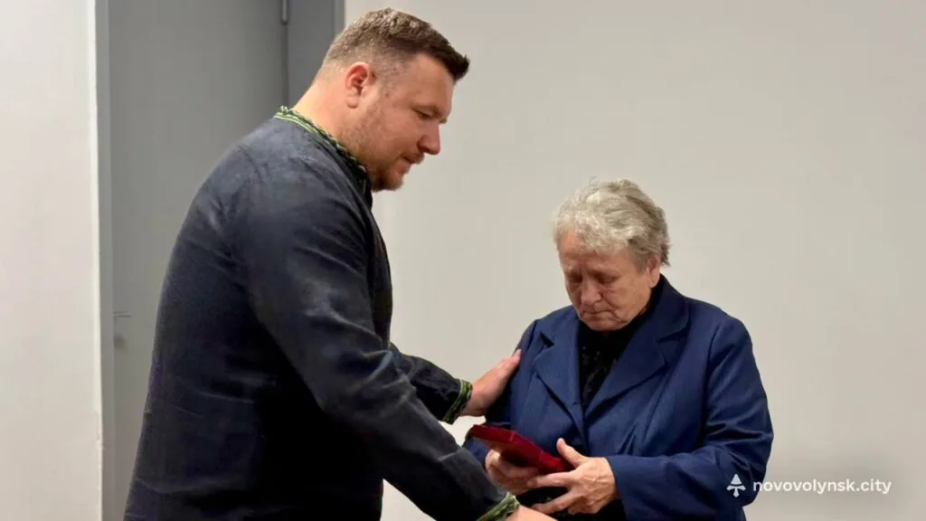 Чотирьом полеглим Героям з Нововолинської громади присвоїли відзнаки «За мужність» 8
