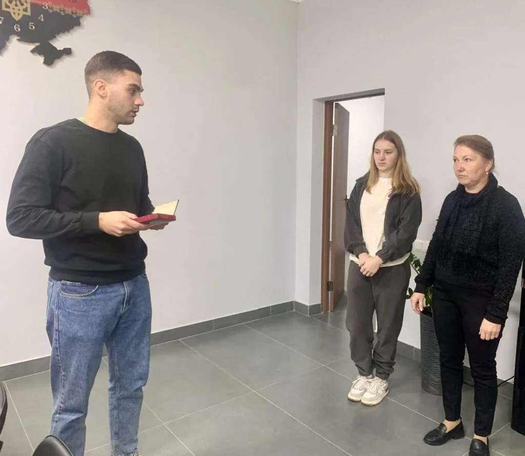 Сім’ї загиблого військового з Литовезької громади вручили орден «За мужність» 2