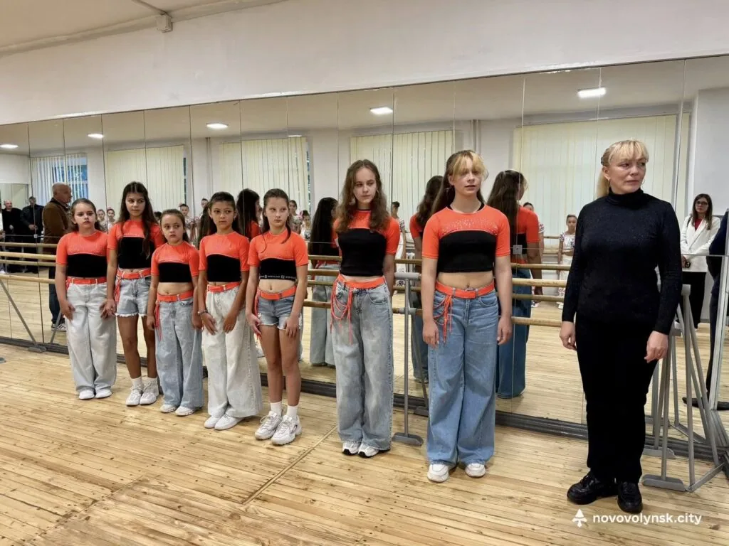 У Центрі дитячої та юнацької творчості у Нововолинську відкрили оновлений танцювальний зал 2