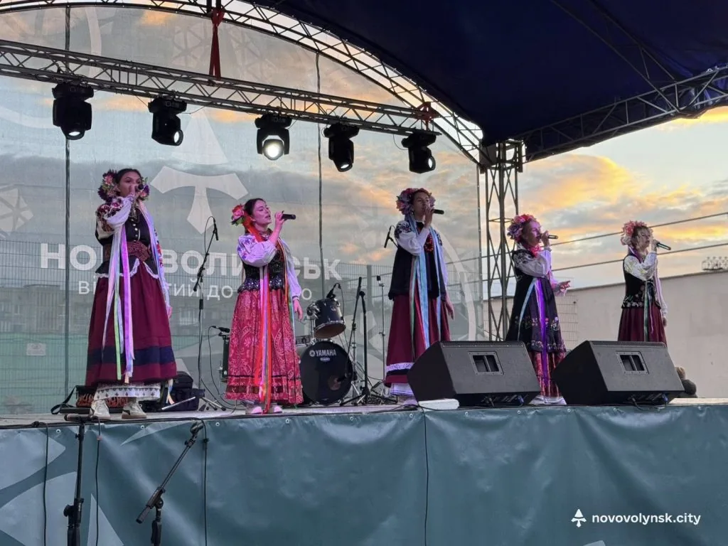 До Дня Захисників та Захисниць відбулися благодійні заходи: збирали кошти для 14 бригади 10