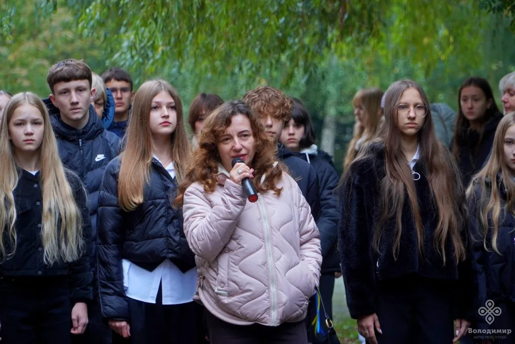 У гімназії Володимира відкрили меморіальні дошки на честь полеглих Героїв 7