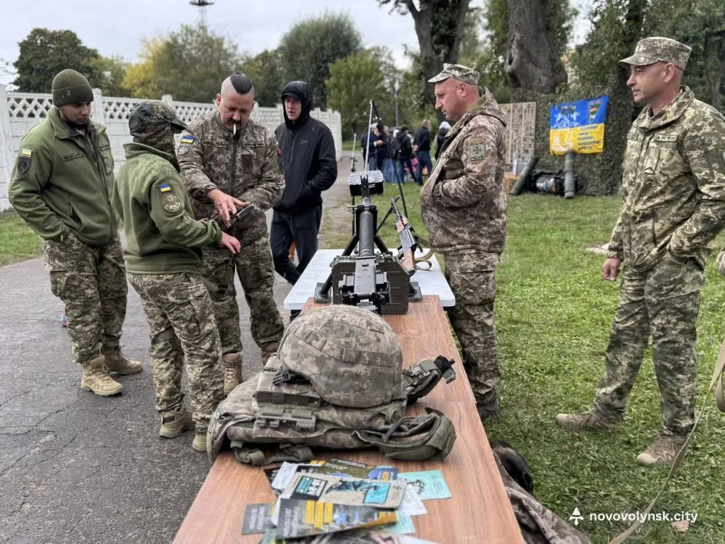 До Дня Захисників та Захисниць відбулися благодійні заходи: збирали кошти для 14 бригади 20