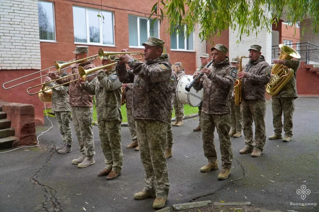 У гімназії Володимира відкрили меморіальні дошки на честь полеглих Героїв 2