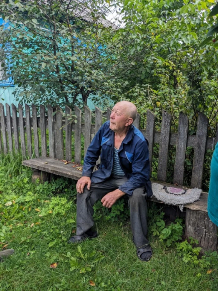 Замлиння на Любомльщині: як живе село, де час зупинився серед рудих котів і квітів в вазах 7