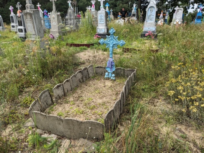 Замлиння на Любомльщині: як живе село, де час зупинився серед рудих котів і квітів в вазах 16