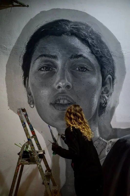 Красуня БУГу: Валерія Пасека з Благодатного підкорює Нью-Йорк своїми муралами 15