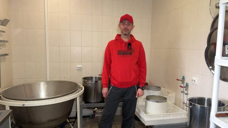 Розпочинали варити в позиченій каструлі: сім'я з Луцького району виготовляє 20 сортів сиру 2